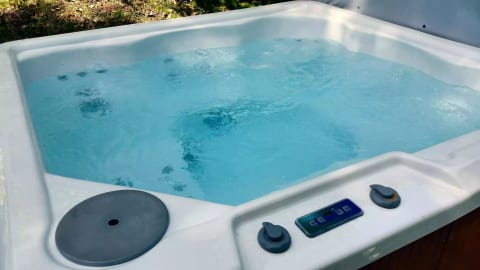 Clean warm water, waiting for you to jump in!