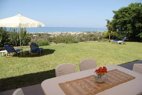 unobstructed sea view near beach and Rethymno old town
