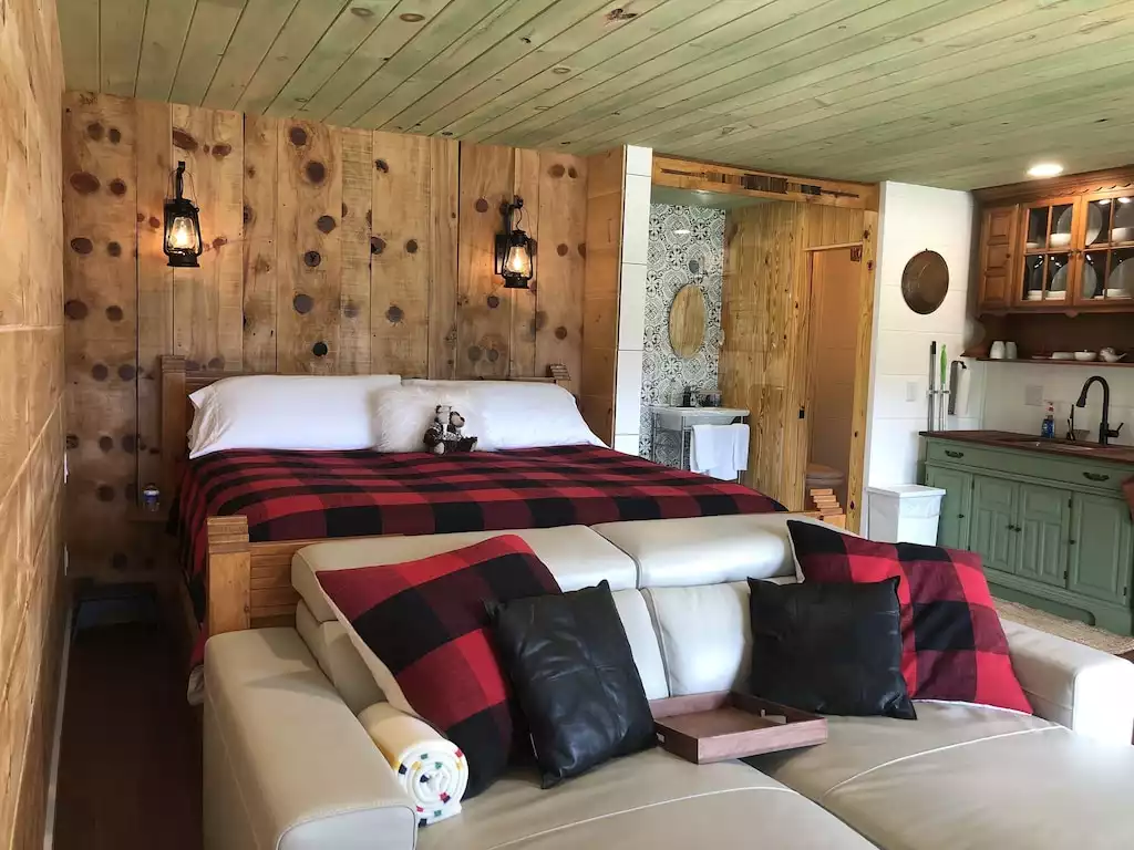Country Inn - Canada - DeKalb County Country Inn - Canada - DeKalb County