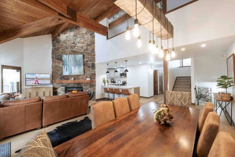 Deer Valley Townhome w/ private hot tub & sauna