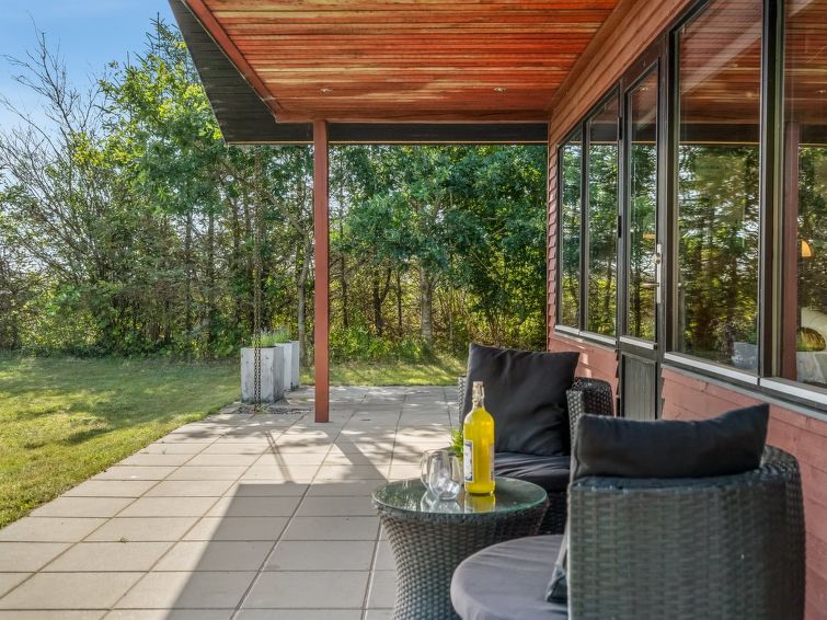 tayana-75m-to-the-fjord/