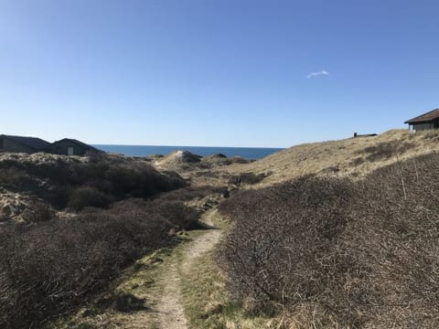 "Finna" - 1km from the sea