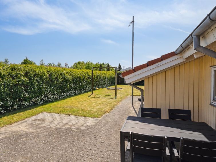 wreth-300m-from-the-sea/