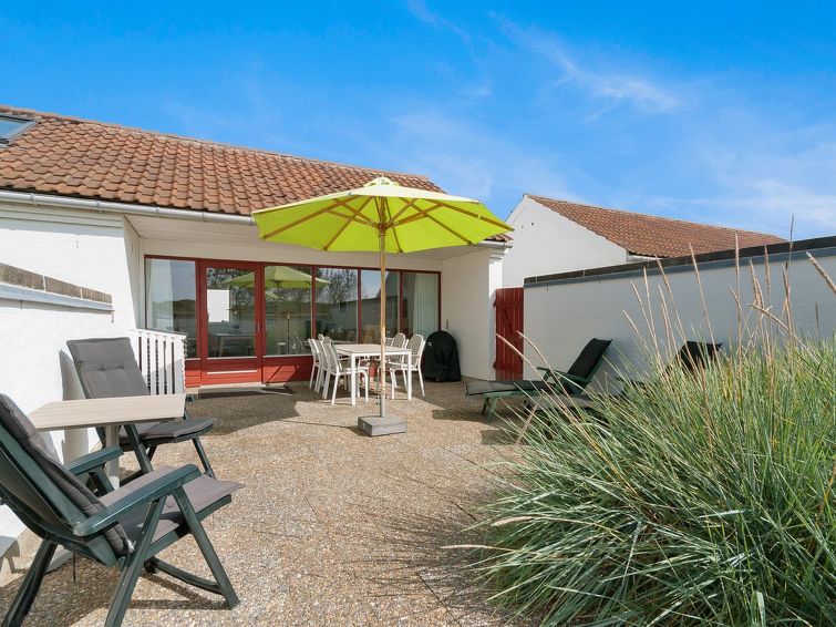 ara-700m-from-the-sea/