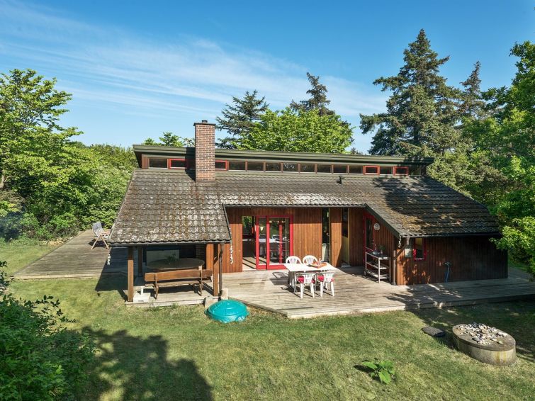 norwin-250m-from-the-sea/