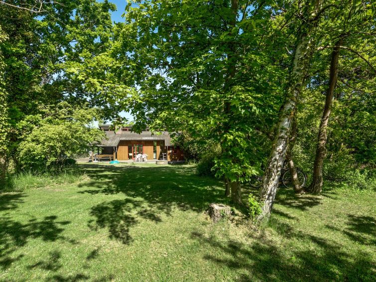 norwin-250m-from-the-sea/