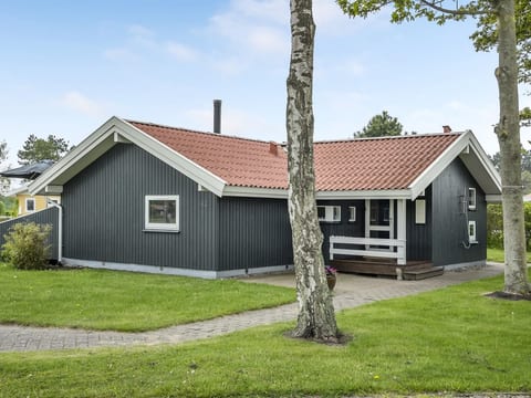 "Barth" - 150m from the sea