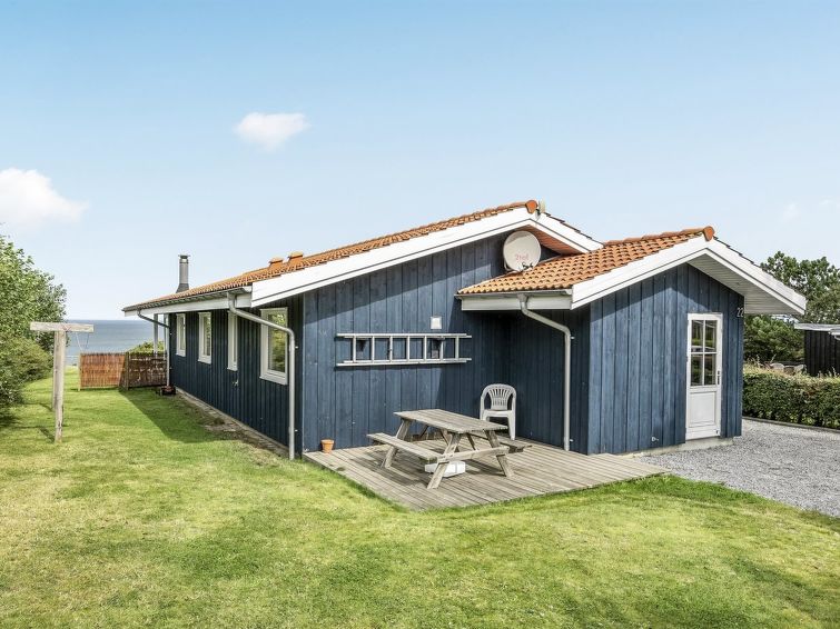 elfi-30m-from-the-sea/