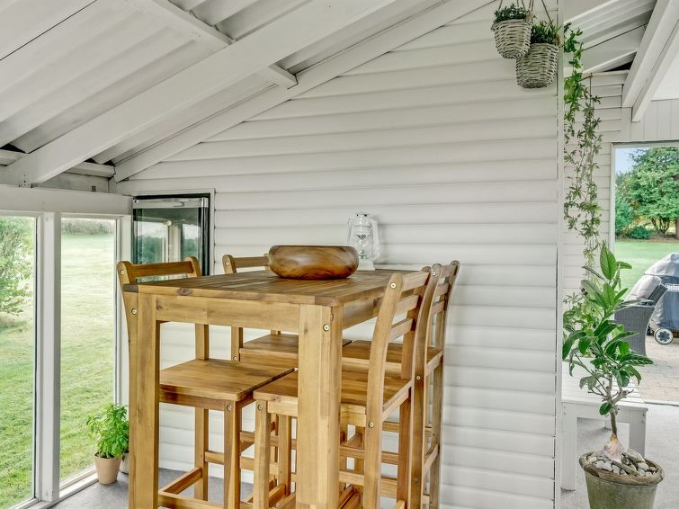 fita-300m-from-the-sea/