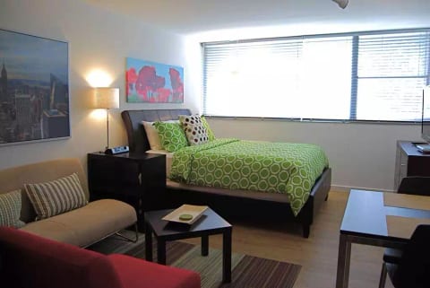 Studios On 25th - Furnished Studio Apartment