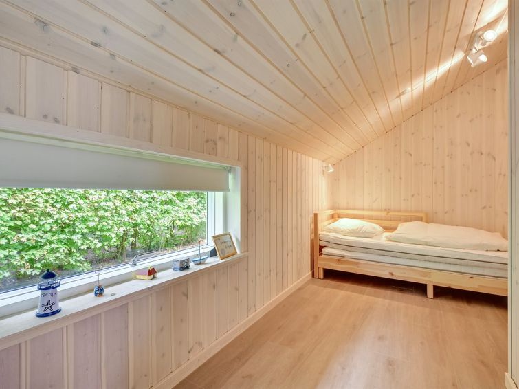 regni-300m-to-the-fjord/