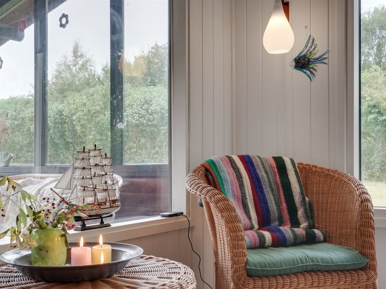 elmina-from-the-sea/