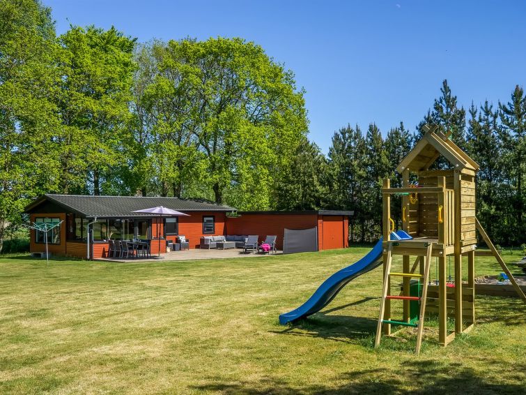 elmina-from-the-sea/