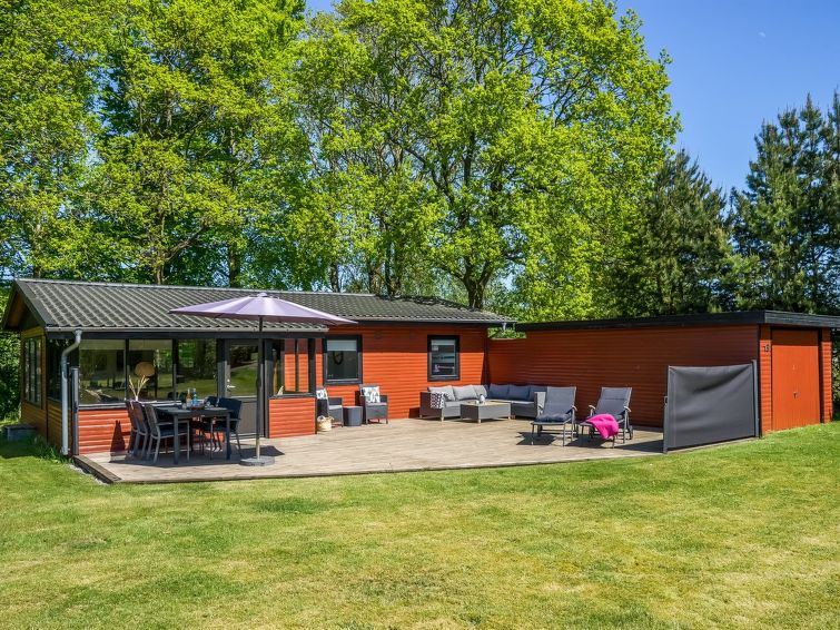 elmina-from-the-sea/