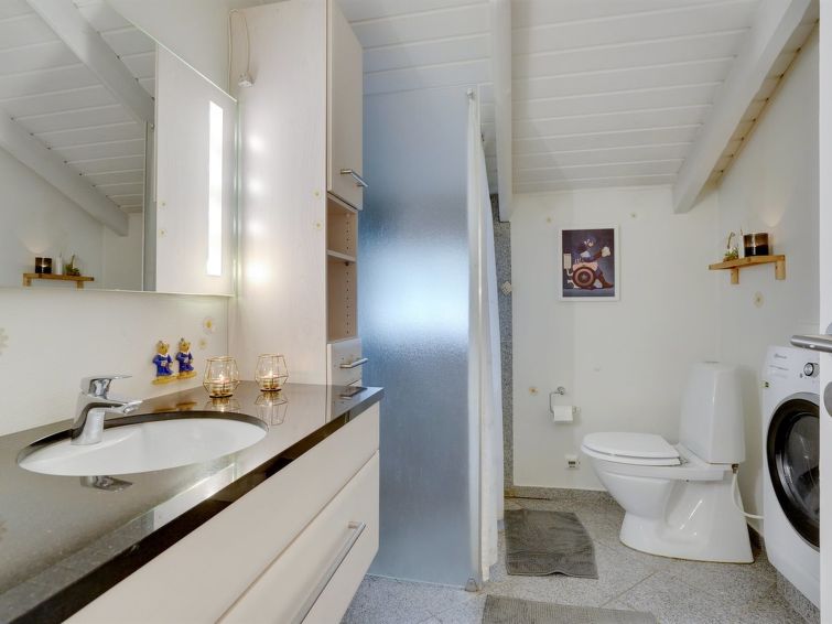 wildemor-35m-from-the-sea/