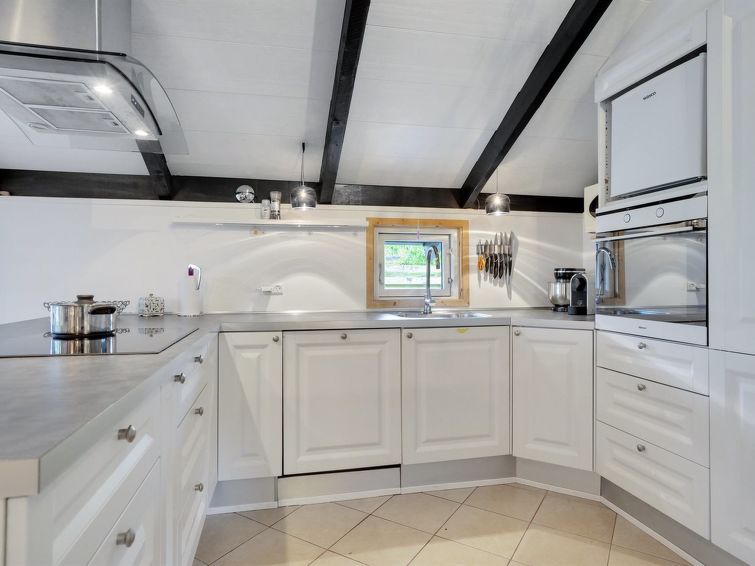 wildemor-35m-from-the-sea/