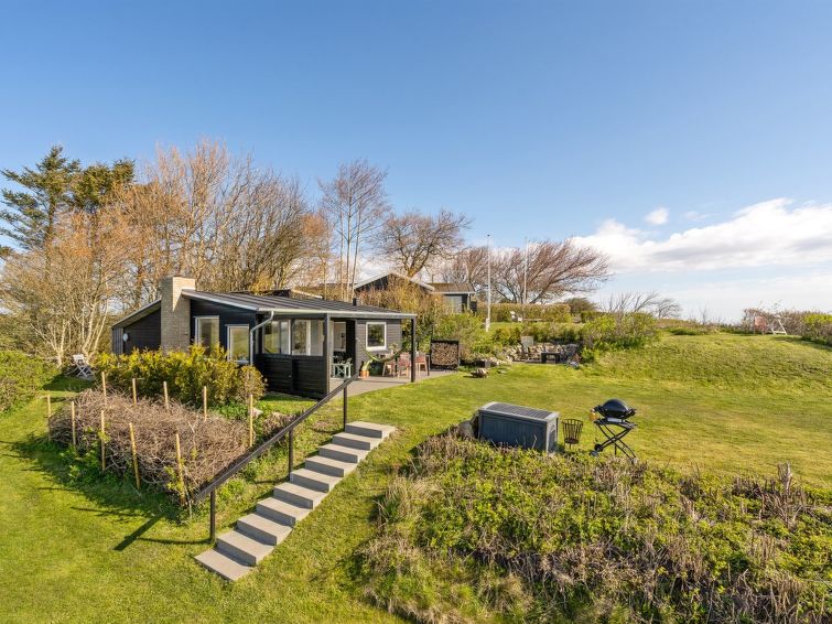 nielsen-30m-to-the-fjord/