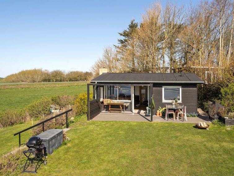 nielsen-30m-to-the-fjord/