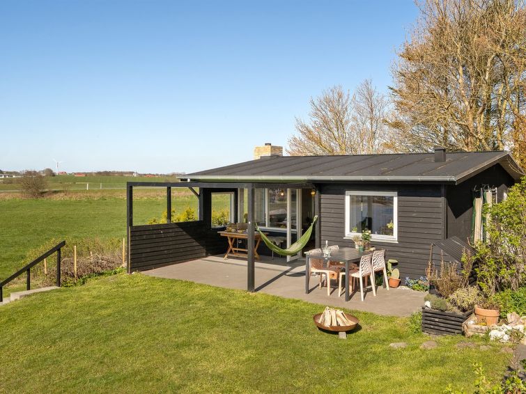 nielsen-30m-to-the-fjord/