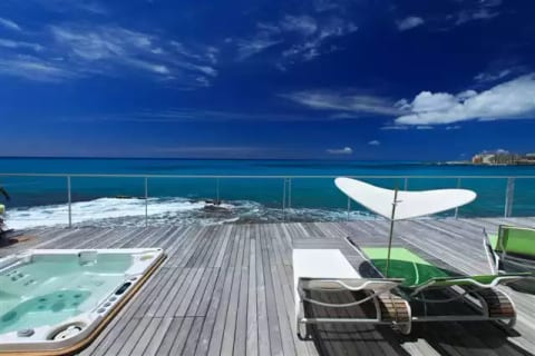 The Yacht - Beacon Hill