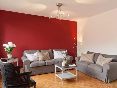 Large Suite