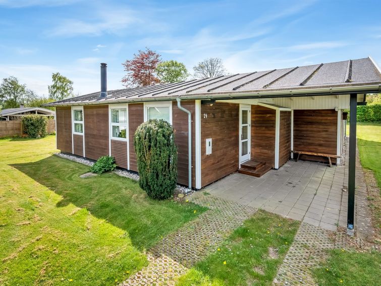 teija-300m-from-the-sea/