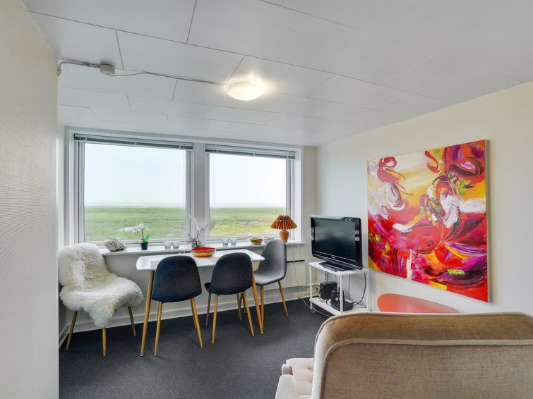 thomsen-200m-to-the-fjord/