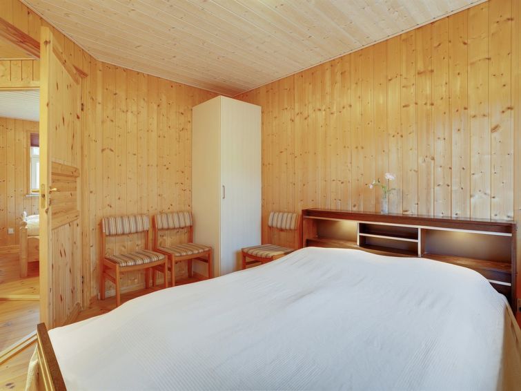 tille-700m-to-the-fjord/