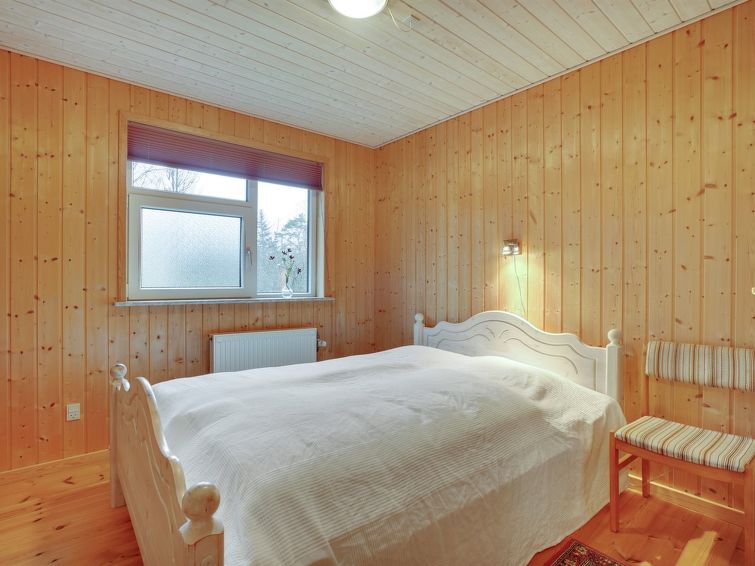 tille-700m-to-the-fjord/