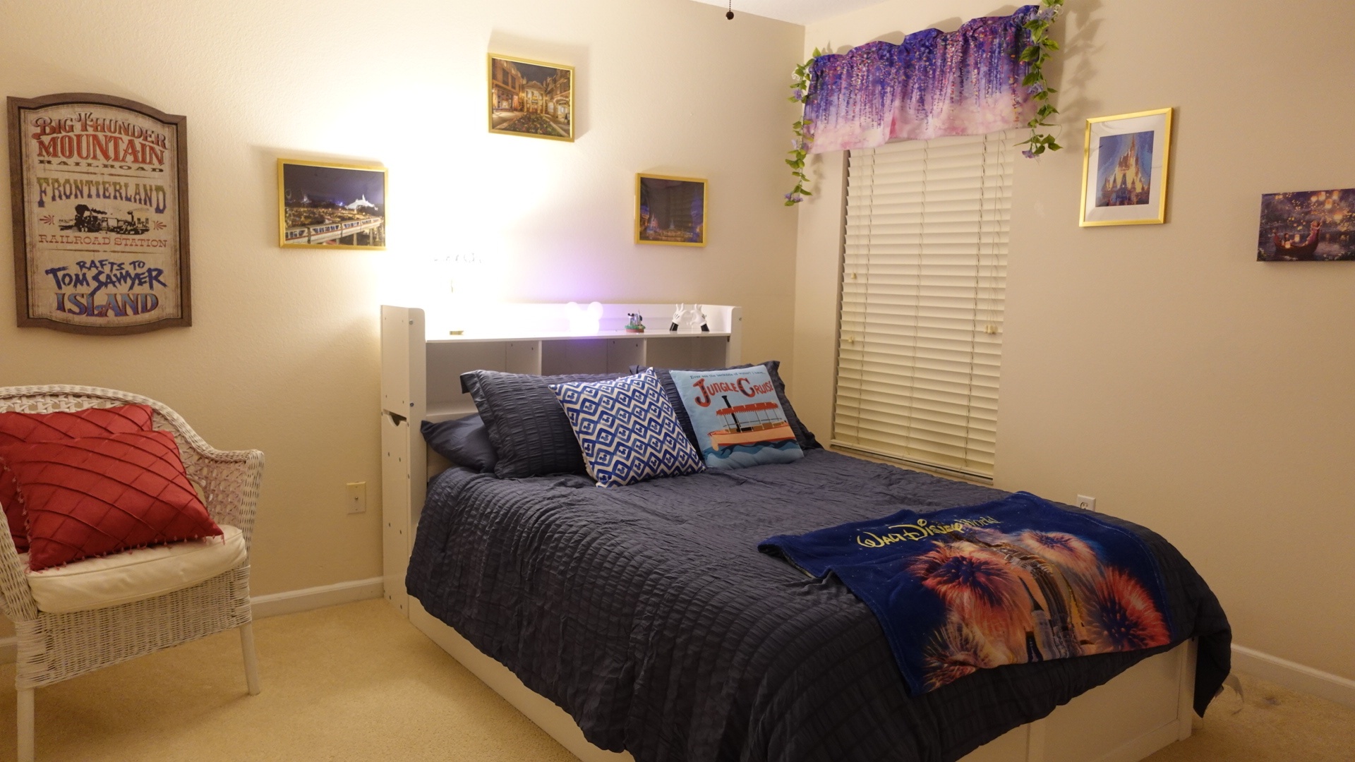 Double twin bedroom 2 