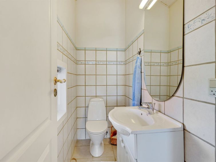 dyrken-200m-from-the-sea/