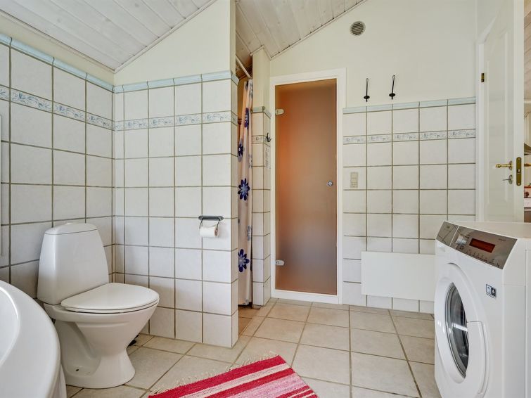 dyrken-200m-from-the-sea/