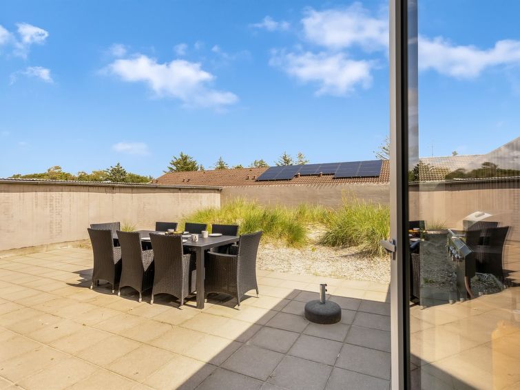 ilsabe-2km-from-the-sea/