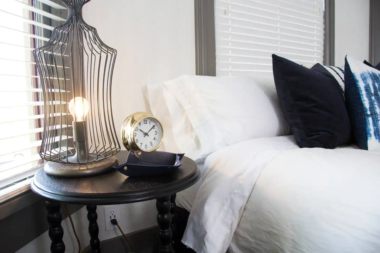 Nice Furnishings Nice Furnishings - Urban Oasis - Modern & Historic - Knoxville