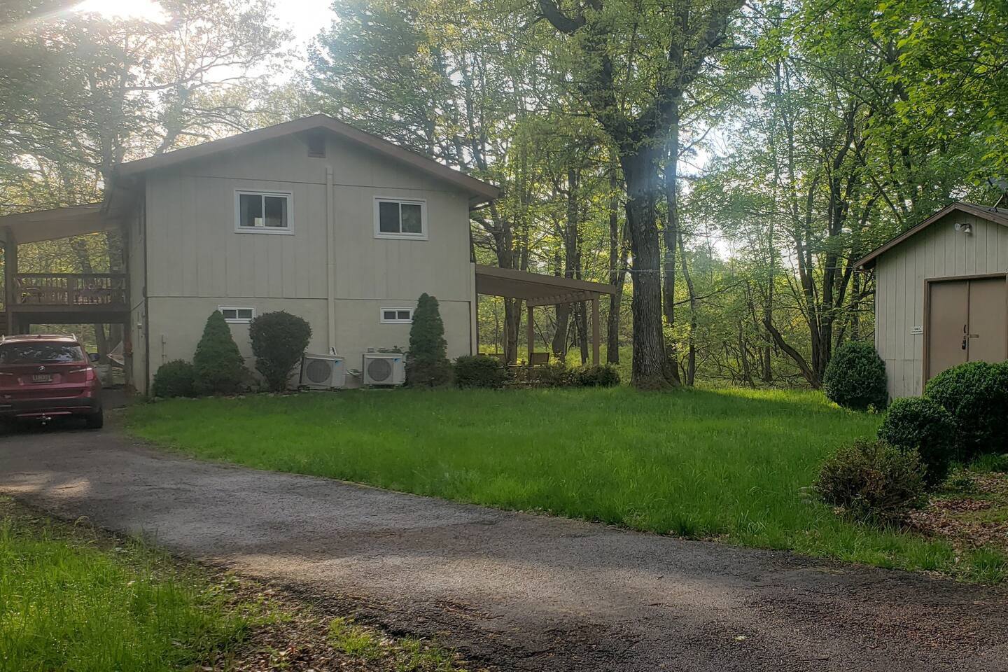 chateau-de-pepe-hottub-and-firepit-jacuzzi-ev-charger/