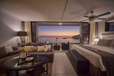 Modern Beach Apartment with Stunning Sea Views