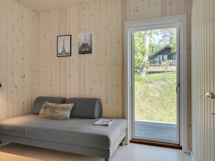 topenga-300m-from-the-sea/