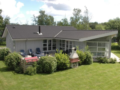 "Börje" - 600m from the sea