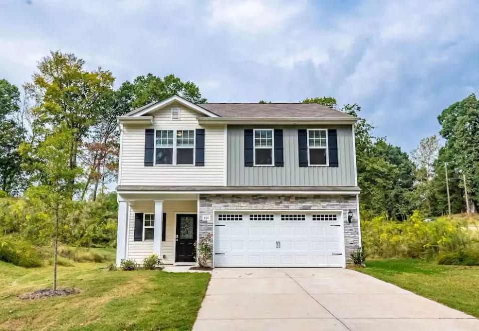 NOUVEAU Maison avec 3 lits King Emplacement incroyable près de TopGolf - Charlotte