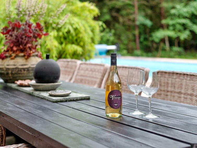 venko-2-6km-from-the-sea/