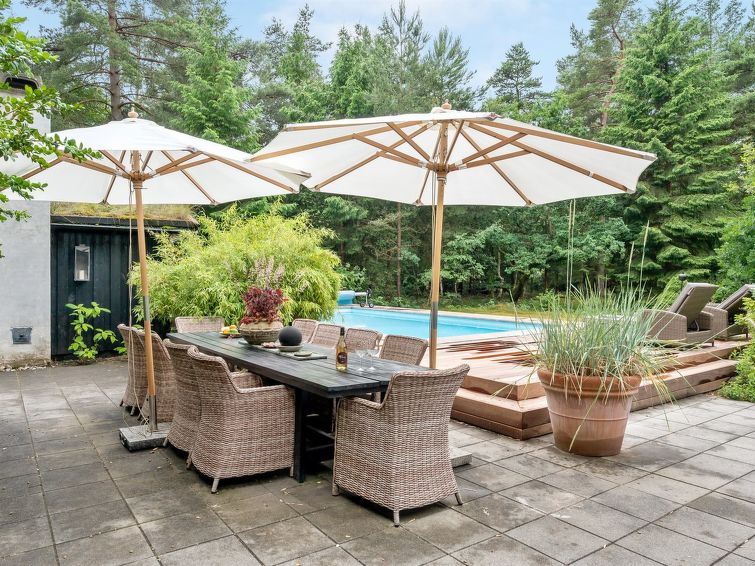 venko-2-6km-from-the-sea/