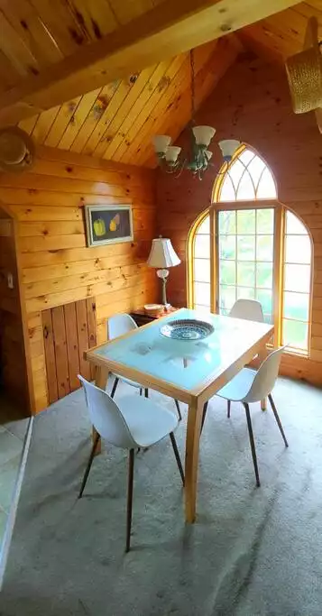 The Gothic window dominated dining area to the right of the kitchenette. It has great views! - Eagle studio large apartment - Andes