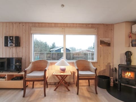"Liisi" - 500m from the sea
