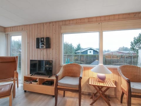"Liisi" - 500m from the sea