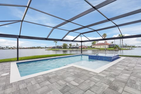 Villa Soleada | 8-lakes area | Gulf access | Heated Pool & Spa