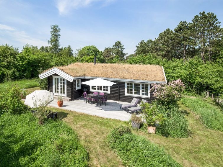 ottil-1km-from-the-sea/