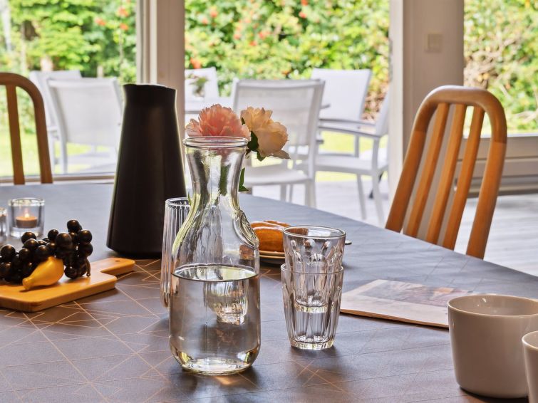 batsha-350m-from-the-sea/