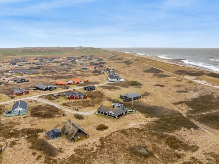 egidia-50m-from-the-sea/