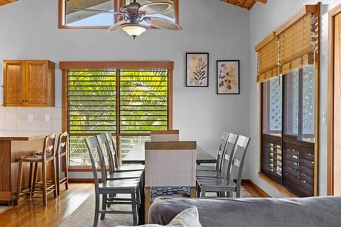 Walk to Beach! Spacious 5 Bedroom, 5 Bath w/ Pool!