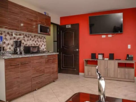 Two bedroom apartment AC and hot tub in lleras